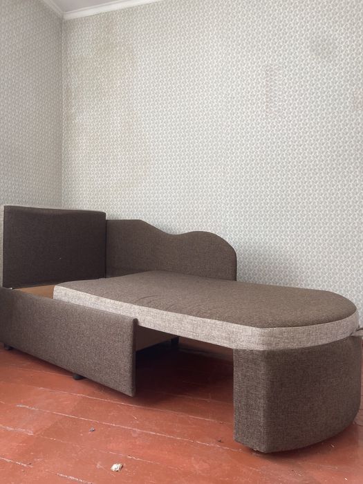 Кресло-Диван в отличном состояний