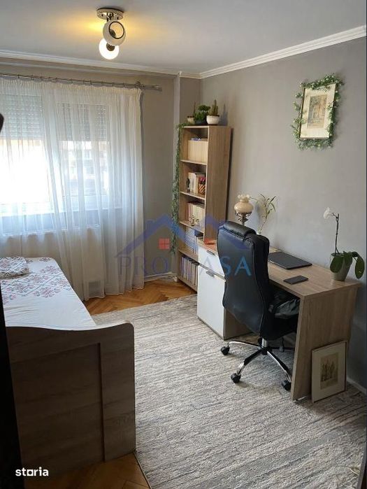 Apartament 3 camere, 70 mp, 2 bai, et.3, boxa ,Cetate – Mercur — fotografia 2