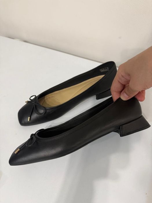 Продам кожанные балетки