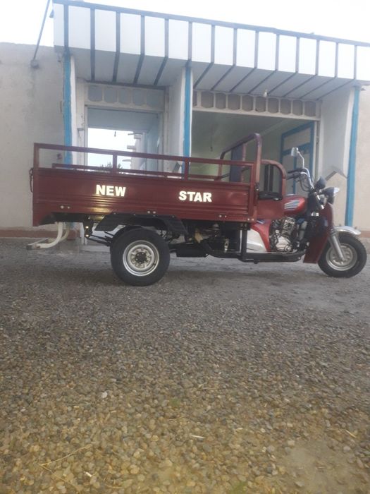 New Star mototsikli sotiladi, yangi