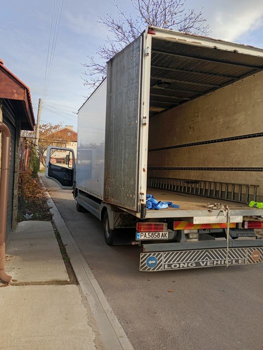 Фургон 6 м. На 2.50м. Свален от Мерцедес Атего