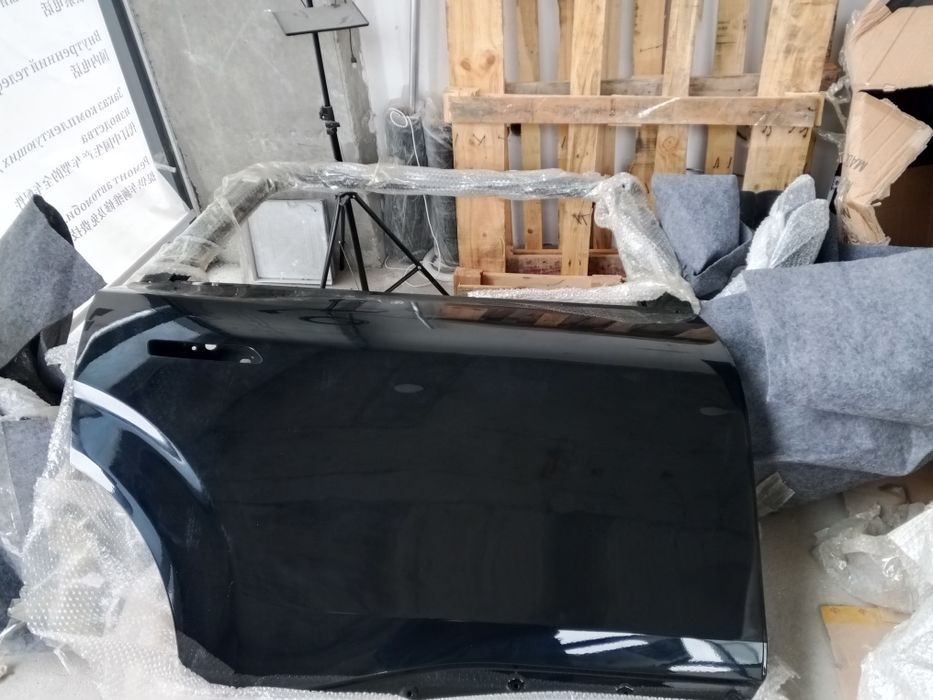 Orqa o'ng Eshik Dongfeng EP 008. Qora rangda. Задний правый дверь. 008