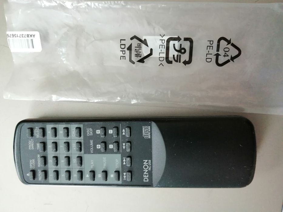 Дистанционно за сд DENON
