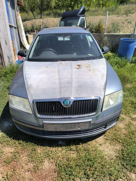 Dezmembrez Skoda Octavia 2