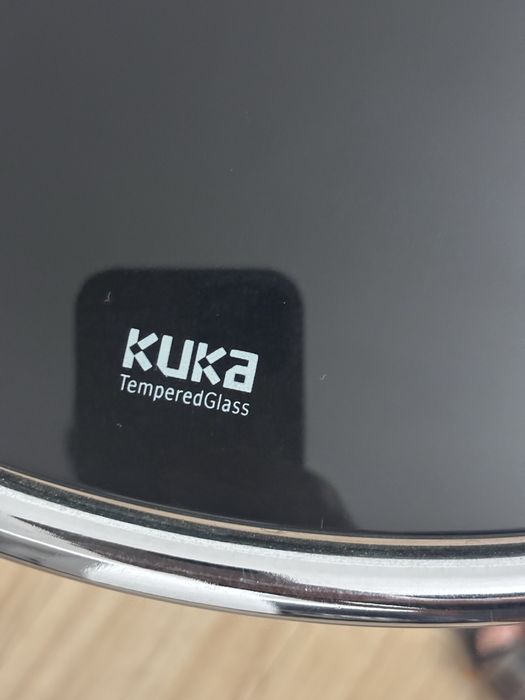 Продаю тумбочку KUKA