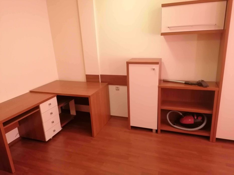 Офис под наем Враца.