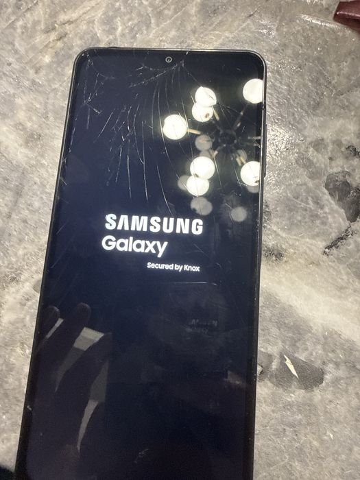 Продается телефони самсунг a06 xiaomi 12 t