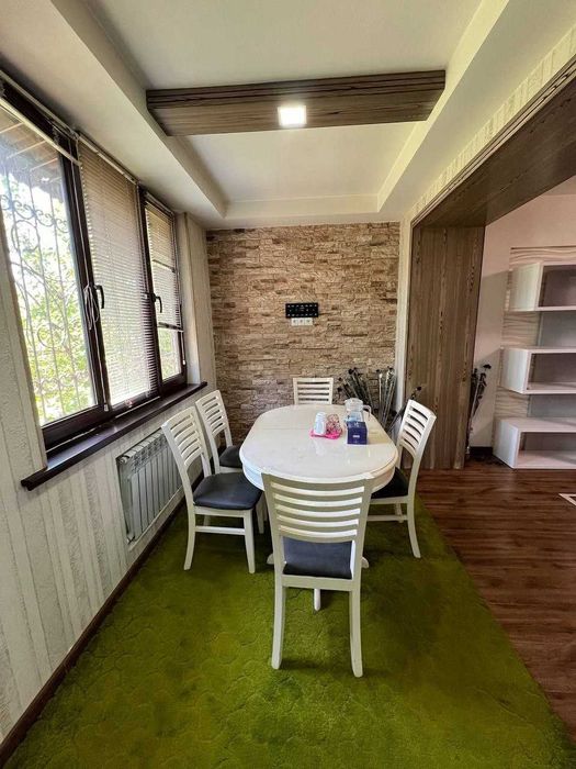 Сдаётся квартира с авторским ремонтом на Мирабаде, ор-р: ЦУМ