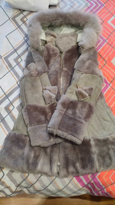 Детско зимно яке, естествена кожа.