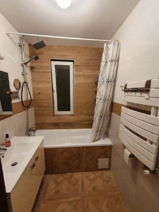 Vindem apartament 2 camere decomandat /central /Parlament -2014