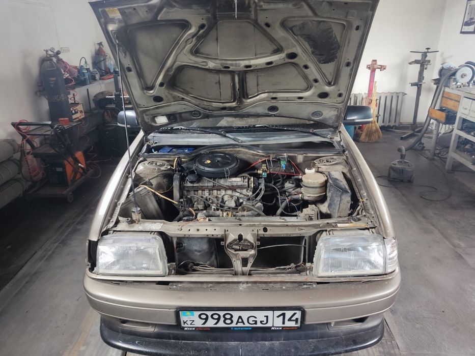 Продам автомобиль Рено 19