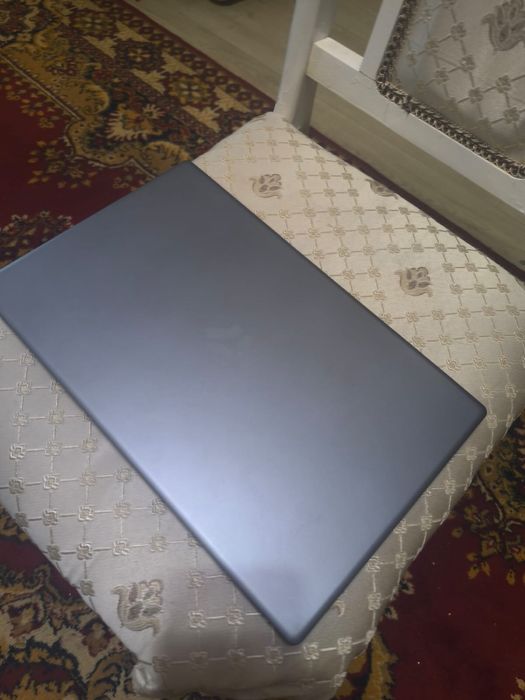 Продам ноутбук срочно