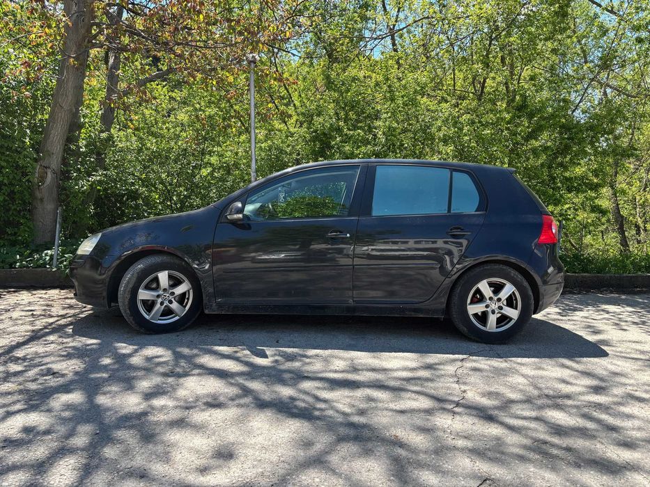 Продавам VW GolF 5 - 1.9TDI