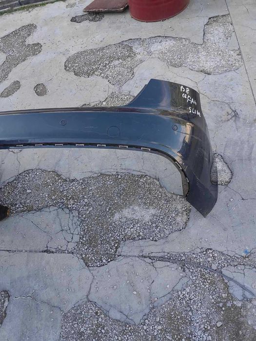 Продавам задна броня за А4 Б8 седан S-line