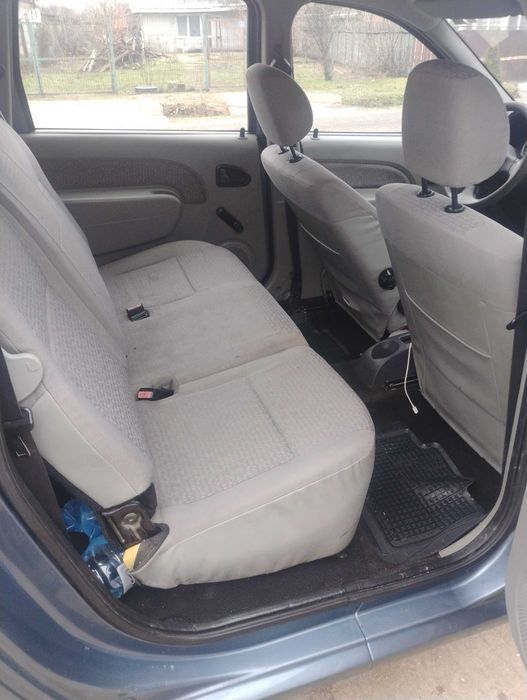 Logan 1.4 mcv 2650€