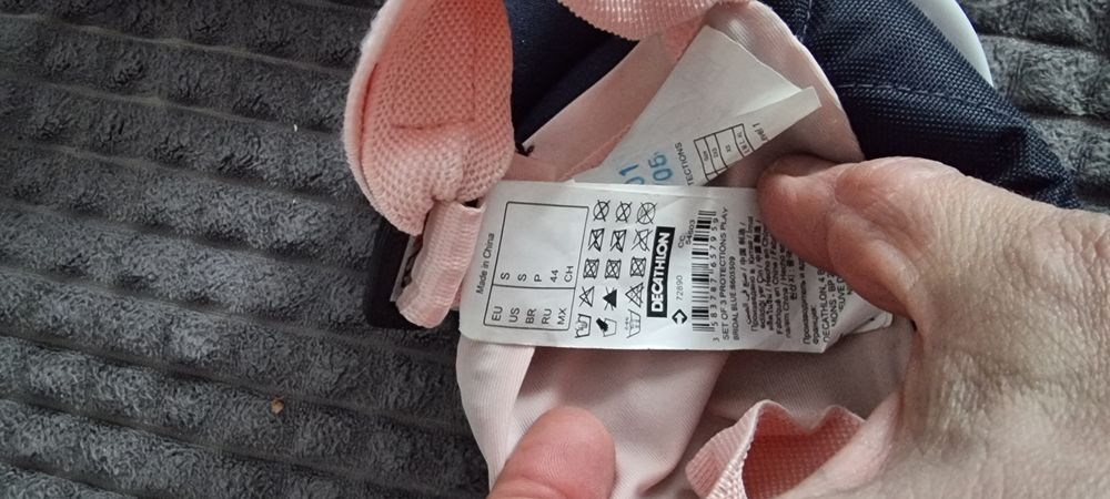 Set genunchiere si cotiere copii Oxelo