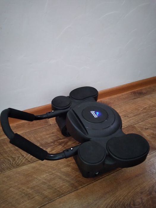 Продам фитнес ролик аппарат для пресса