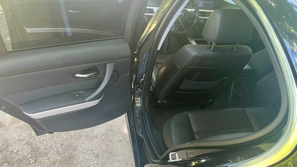 BMW 330 xdrive 2009 г.