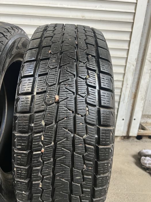 Yokohama g075 235/60/18