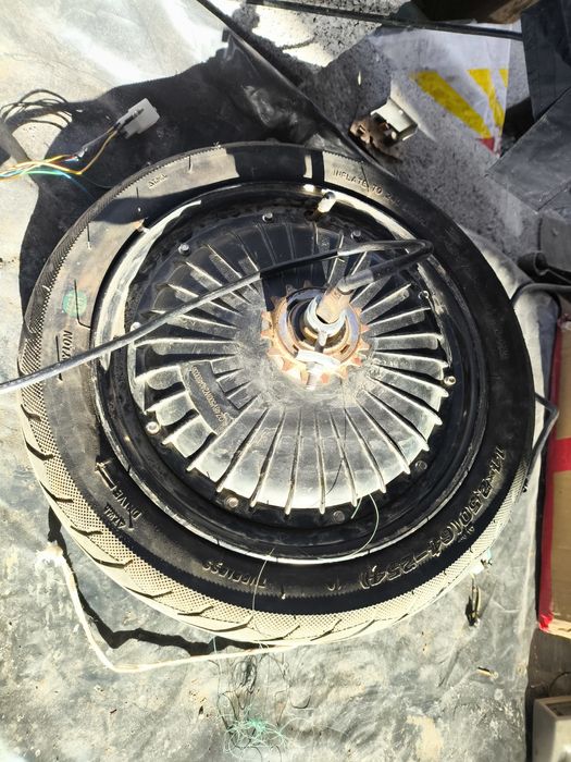 Продам электронный матор