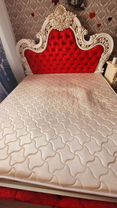 Кровать двуспальная продаётся