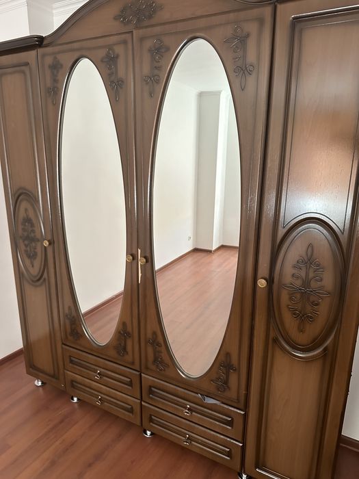 Продам шкаф для одежды