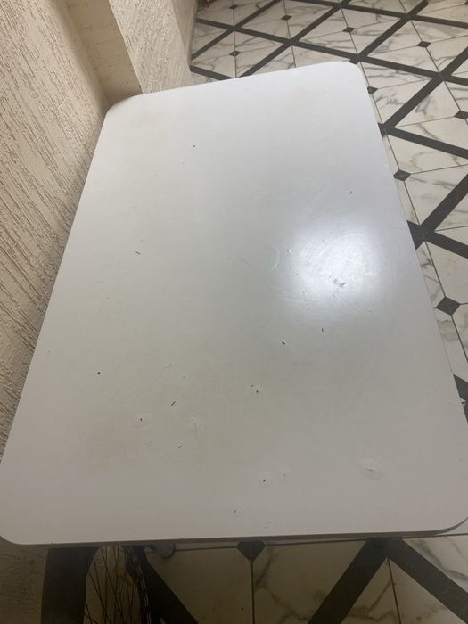 Стол кухонный продам