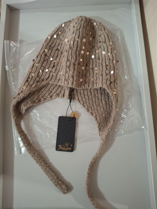 Шапочка теплая шерстяная