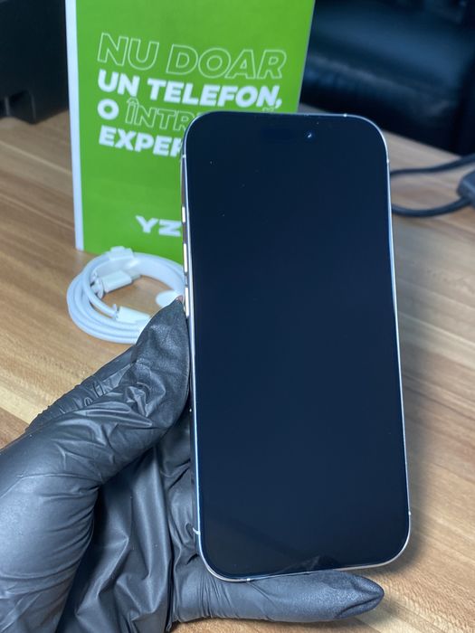 iPhone 16 Pro • 128 GB • White Titanium