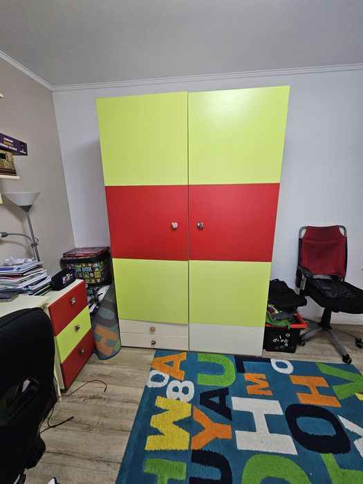 Mobilier camera copil