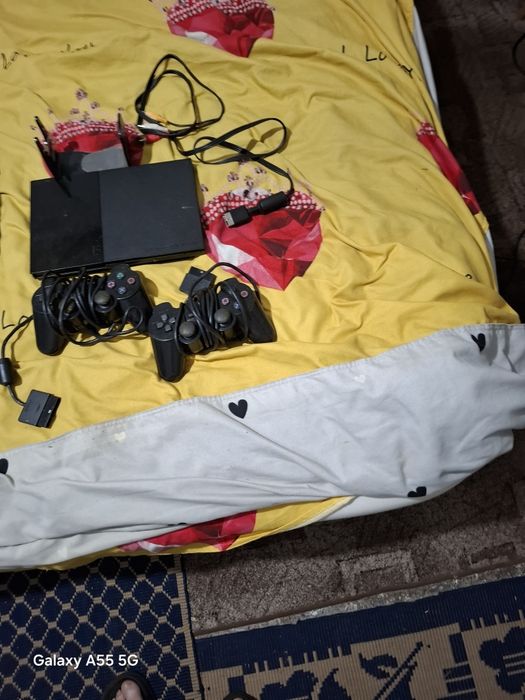 Vand playstation2 slim stare buna