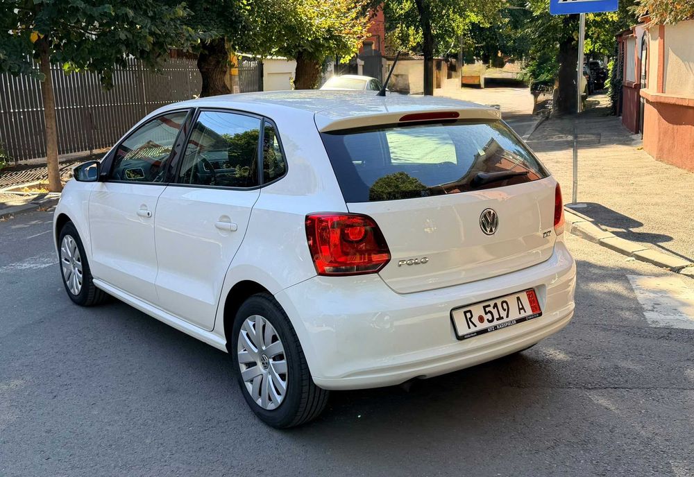 Volkswagen Polo 2012 benzină, 4.636 € — imagine 5