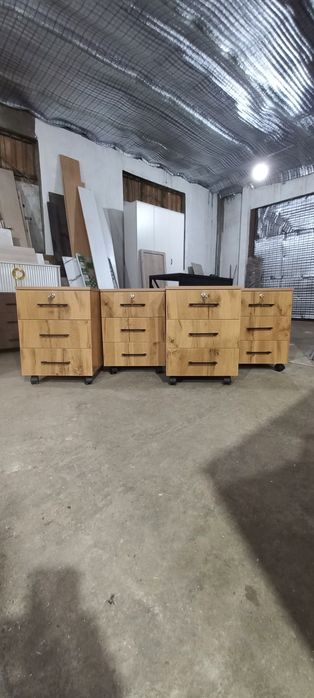 Тумба выкатная в наличии