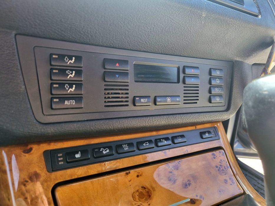 Vind sau schimb X5 e53