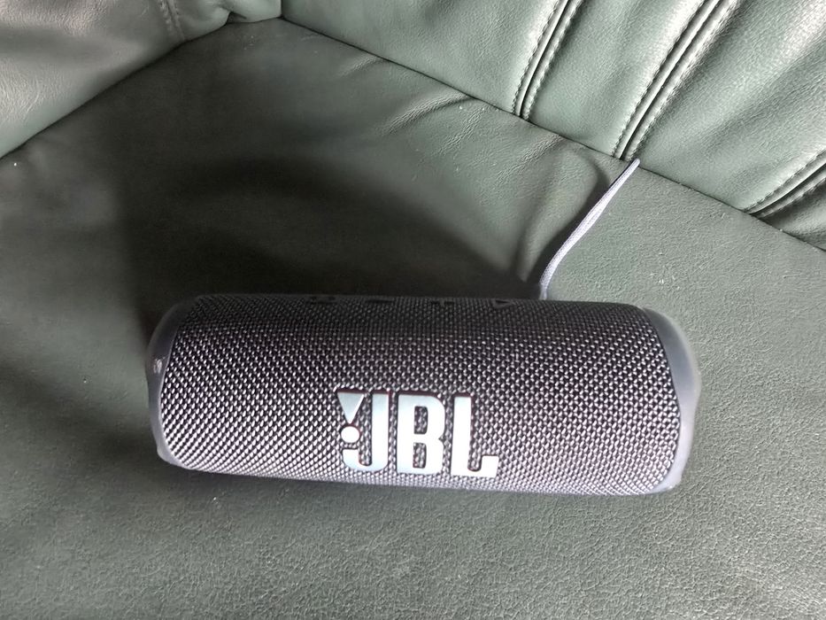 Vand boxe portabile Jbl flip 6 si extreme 3