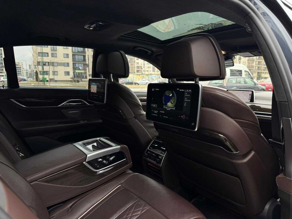 BMW Seria 7 XDrive / Gesturi / Soft-Close/ Trapa /Masaj /Harman Kardon