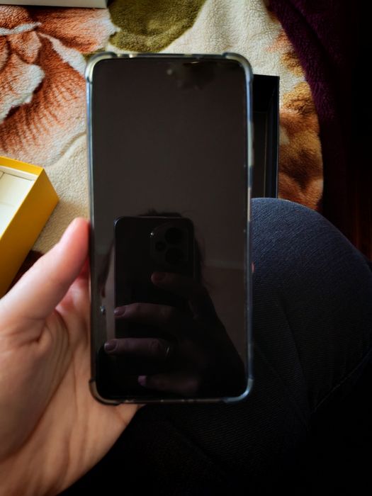 Срочно продам телефон