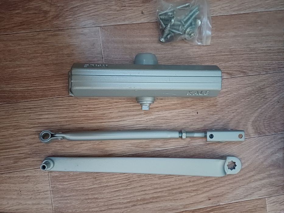 Магнит для двери