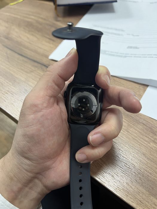 Продам apple watch 9 series 45 mm.