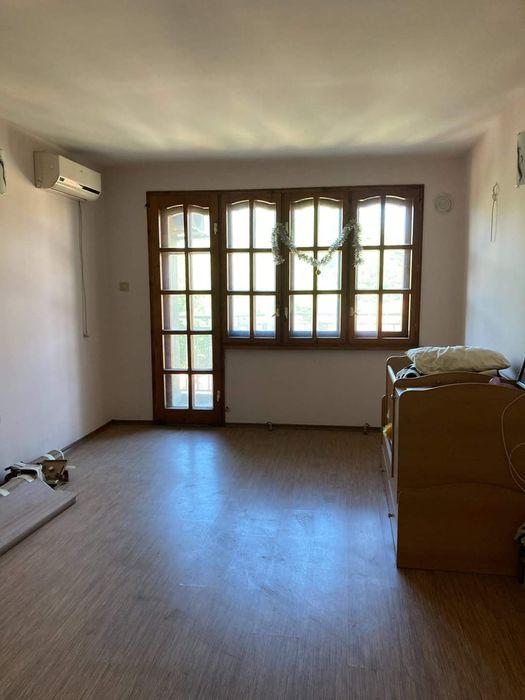 Продава се Къща в Карнобат - 350 кв.м за 458 €/кв.м - Снимка #6