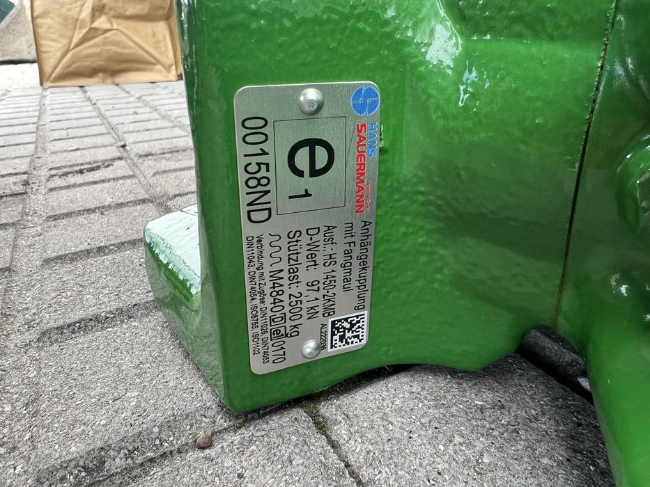 Cuplă tractor John Dere