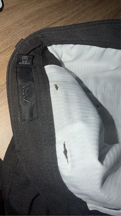 Pantaloni barbati