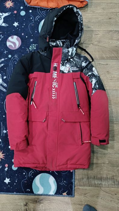 Продам детские куртки