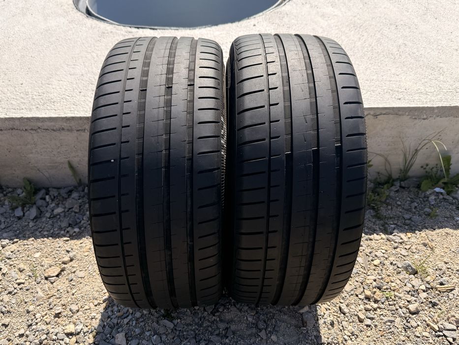 Летни гуми 255/40/18 ДОТ:20 VREDESTEIN