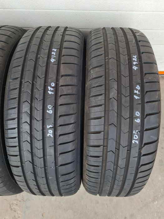 Летни гуми 4 броя VREDESTEIN Ultrac 205 60 R17 дот 4922