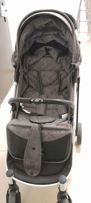 Продам коляску лето-осень-весна