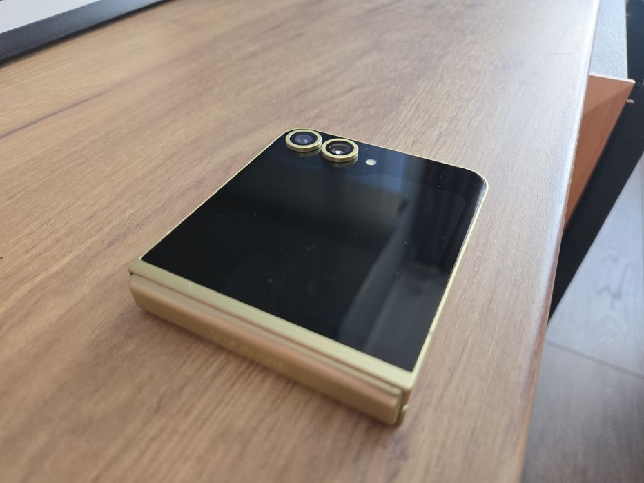Samsung  Z flip 6 , Самсунг З флип 6