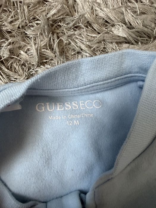 Бебешко екипче Guess 12м