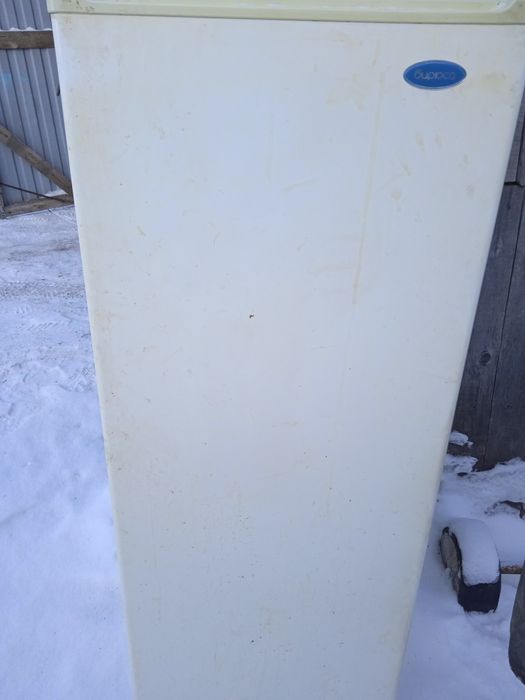 Продам холодильник