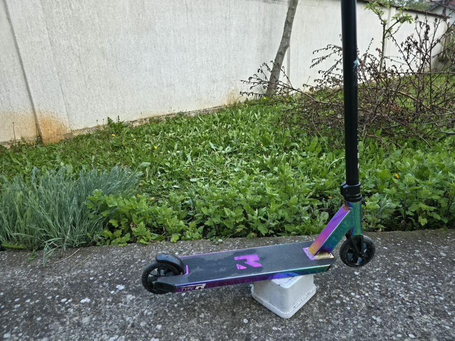 Тротинетка Root Industries Type R